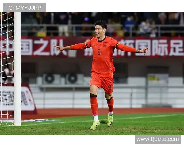 U22国足与越南U22激战上半场拜合拉木错失良机王博豪险些破门